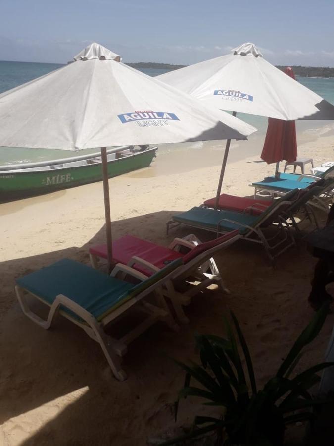 Cabanas Black And White Hotel Cartagena Екстериор снимка